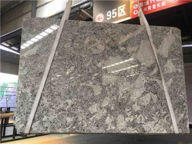 الاسکا وائٹ گرینائٹ سلیب