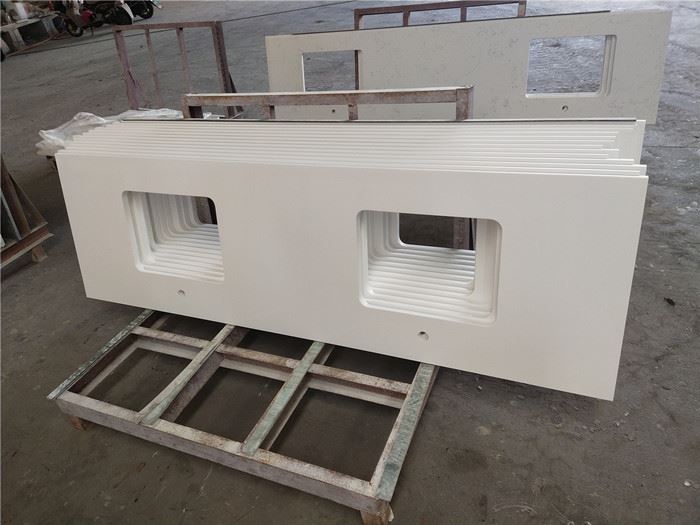 white quartz kitchen counter for bathroom