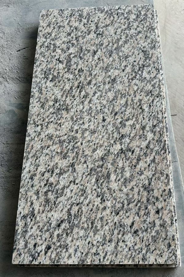 ٹائیگر ریڈ گرینائٹ